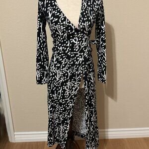 Wrap Dress DVF Diane Von Furstenberg . Knee Length